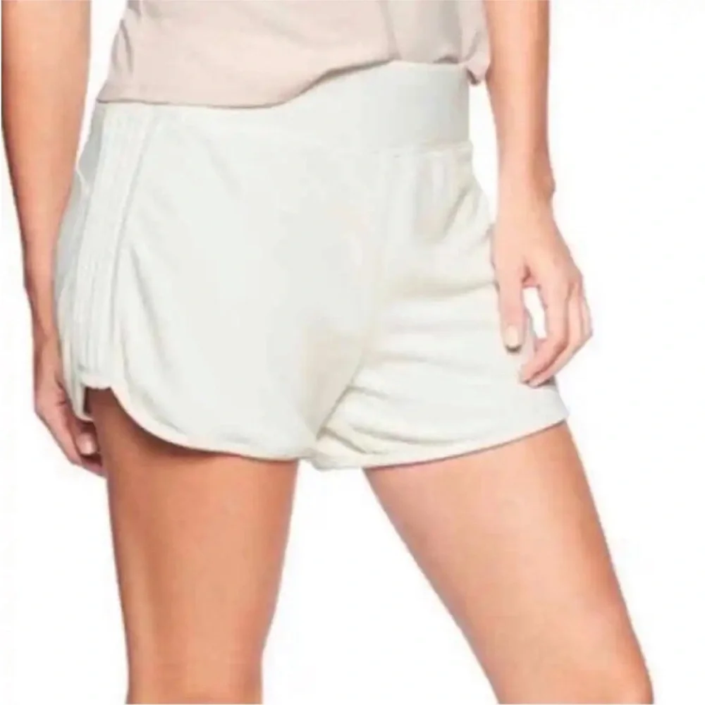 Athleta Serenity Shortie Super Soft Modal Shorts Sea Salt Sz M